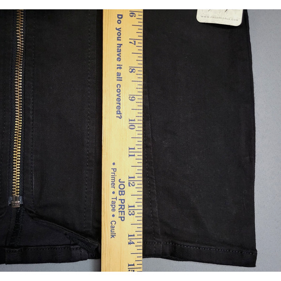 Free People We The Free Denim Mini Skirt Womens 4 Black Jean Full Front Zip New - Picture 7 of 12